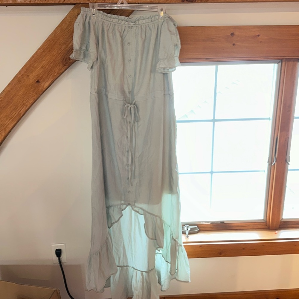 Women’s dress